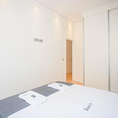 Liiiving In Porto-Mouzinho Residence Apartments Esterno foto